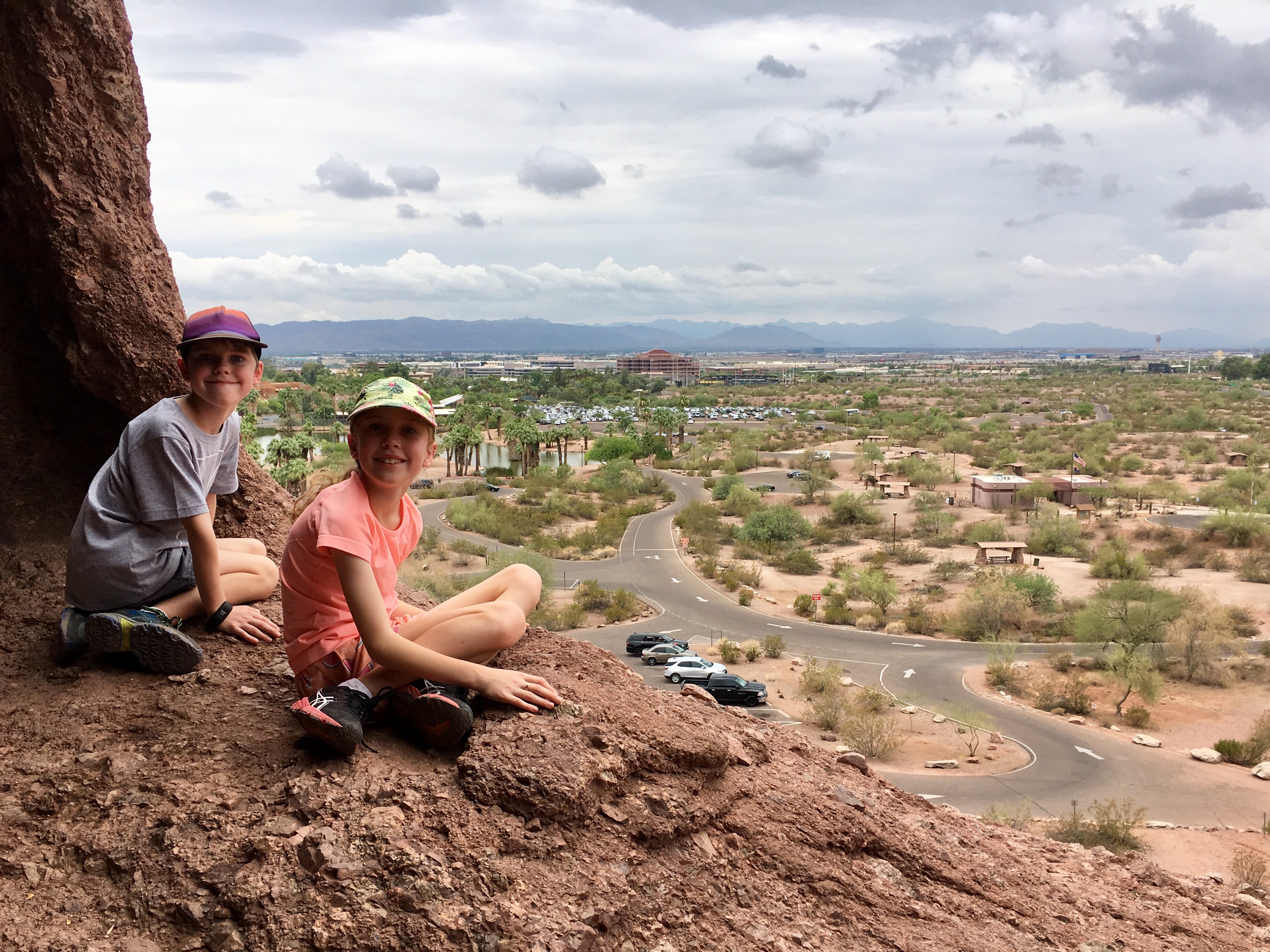 9886EE25-329B-4CF1-94A5-4FEA68AC423B