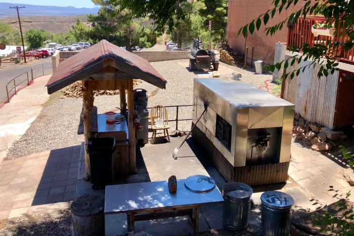 ACF7AB20-C8B9-4AD4-8EF6-F7E86F39D66B